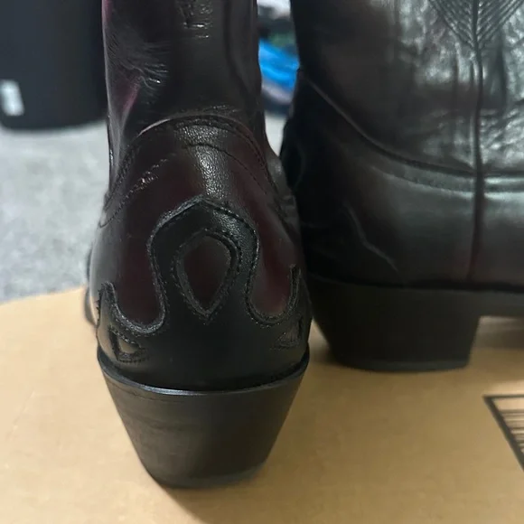 Durango Western Ankle Boots Burgundy and black embroidered Leather size 8 D - Picture 9 of 14